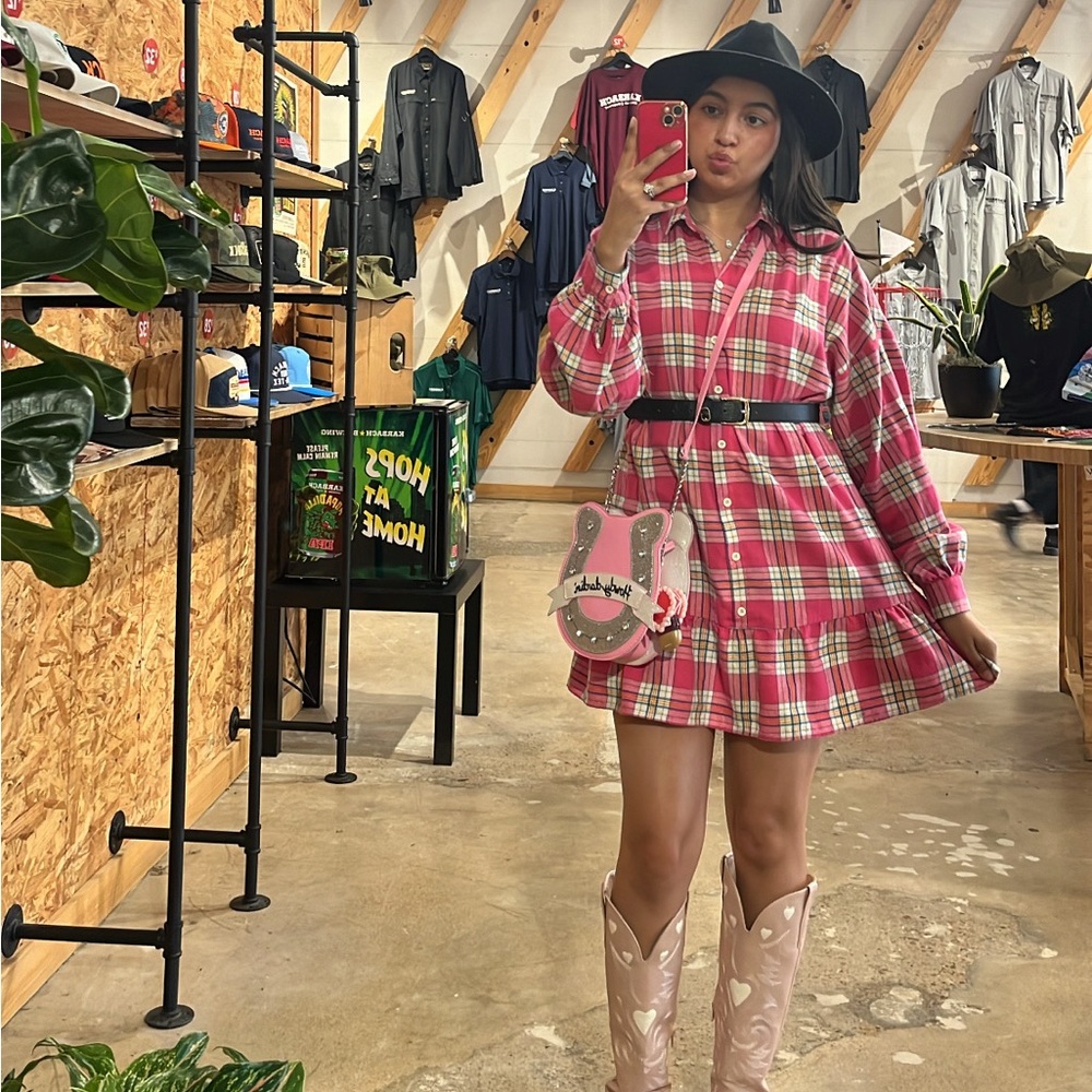 Meet your Posher, Jasmin